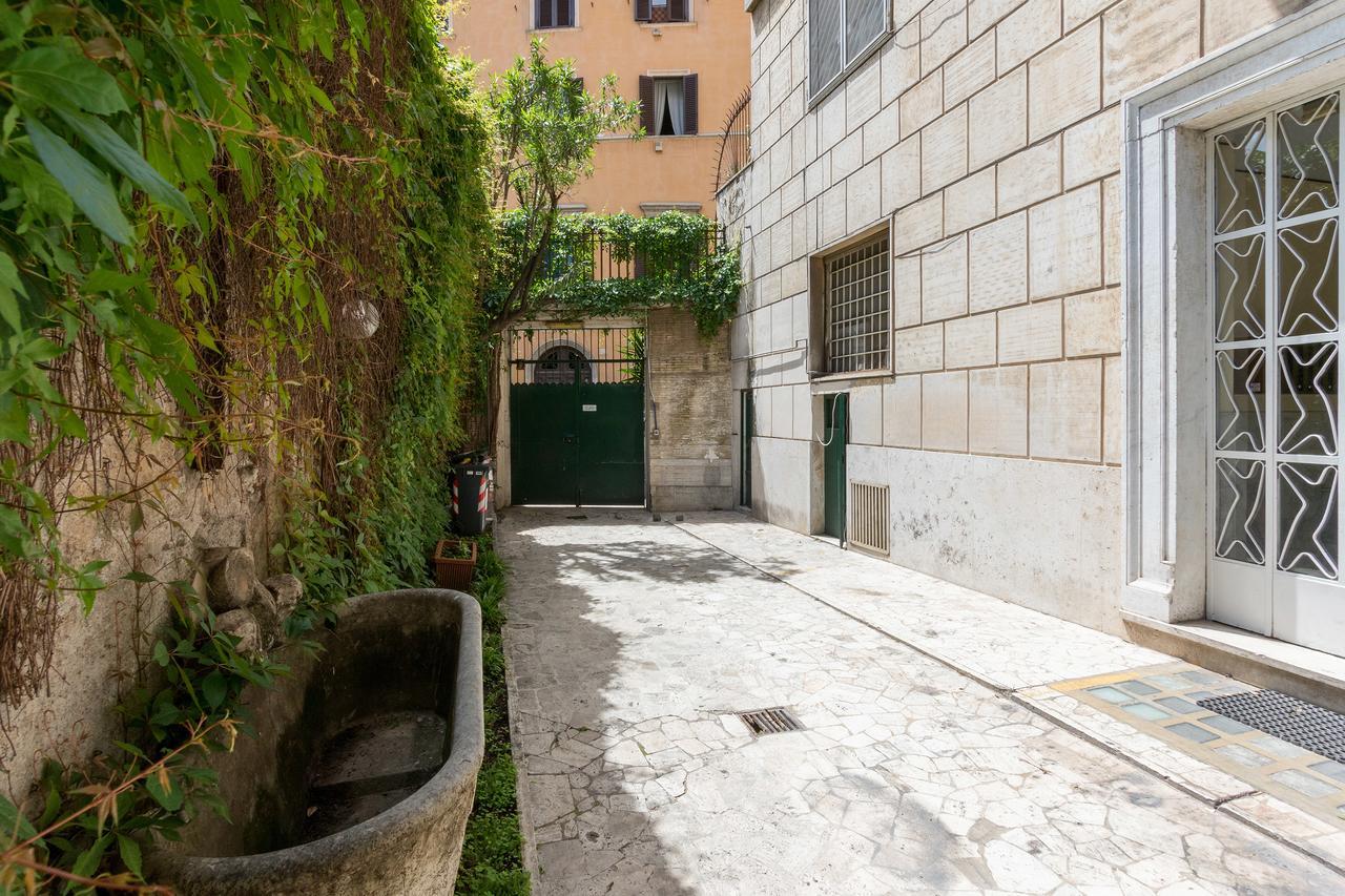 Rome As You Feel - Pellegrino Luxury Apartment With Balcony Exteriör bild